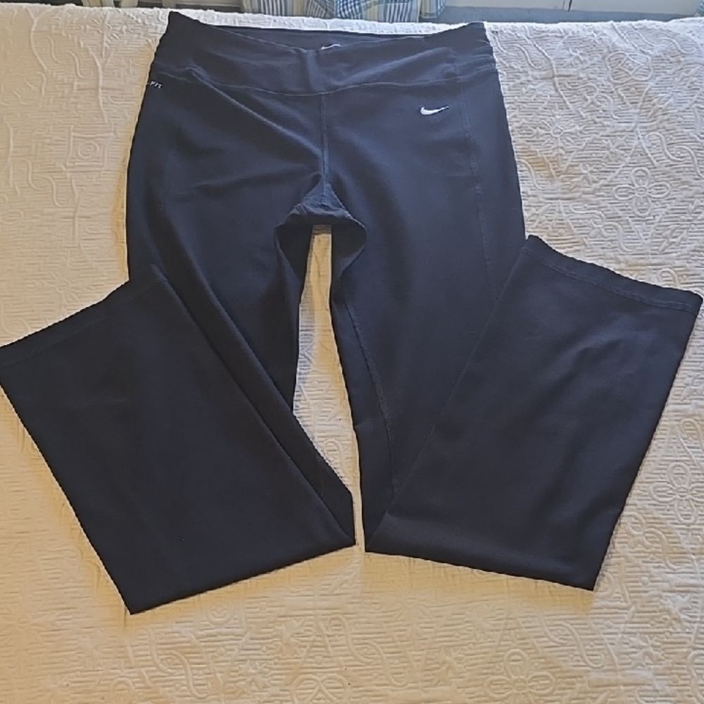 Nike Black Athletic Leggings with Small Swoosh Small